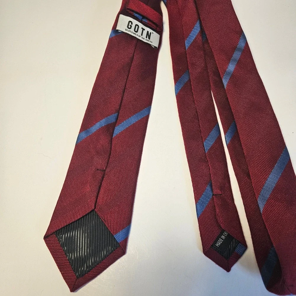 GOTN Gentlemen of‎ the North Mens Tie Burgundy Blue Striped 100% Cotton Necktie